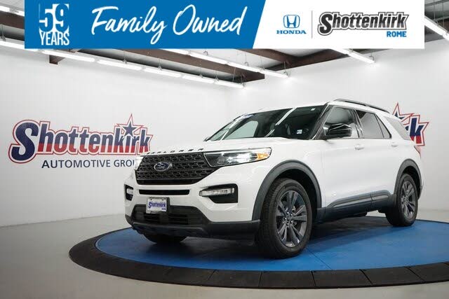 2022 Ford Explorer XLT AWD