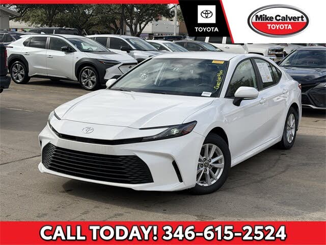 2025 Toyota Camry LE FWD