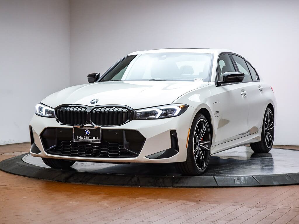 2023 BMW 3 Series 330e Hybrid Plug-in RWD