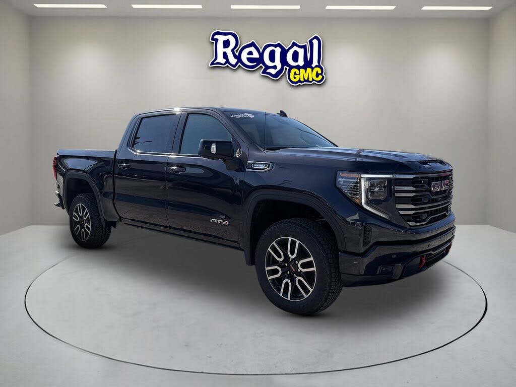 2026 GMC Sierra 1500 AT4 Crew Cab 4WD