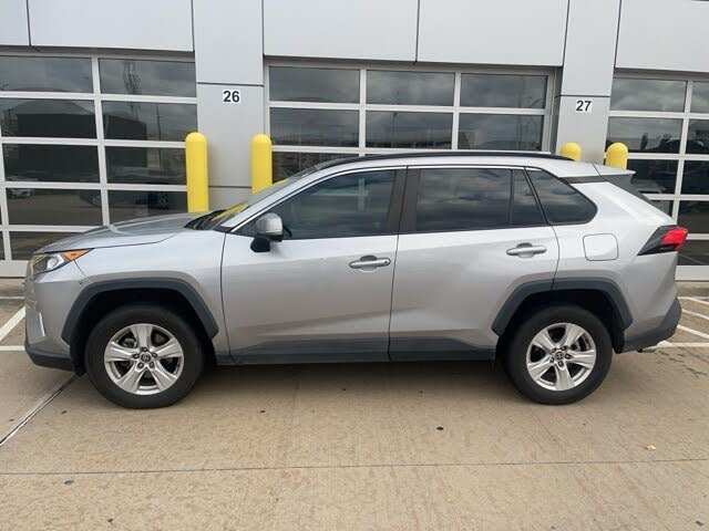 2021 Toyota RAV4 XLE FWD