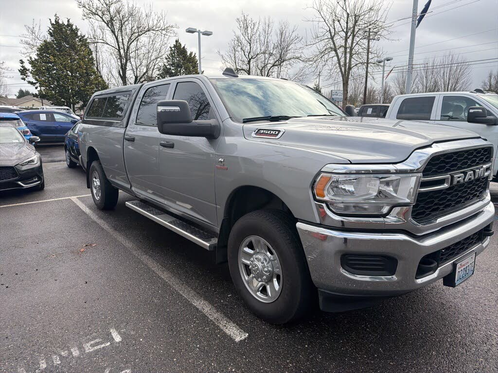 2024 RAM 3500 Tradesman Crew Cab LB 4WD