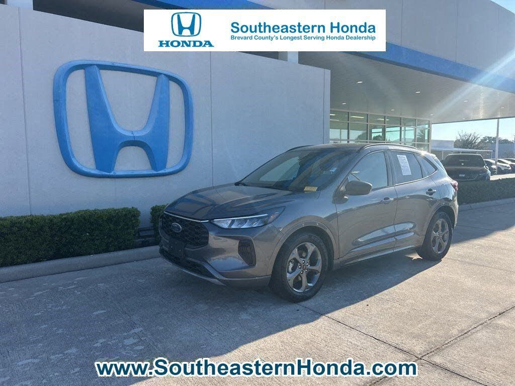 2023 Ford Escape ST-Line FWD