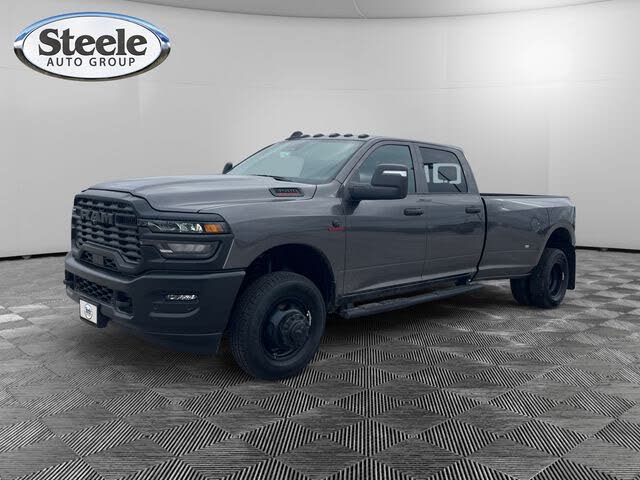 2026 RAM 3500 Tradesman Crew Cab LB DRW 4WD