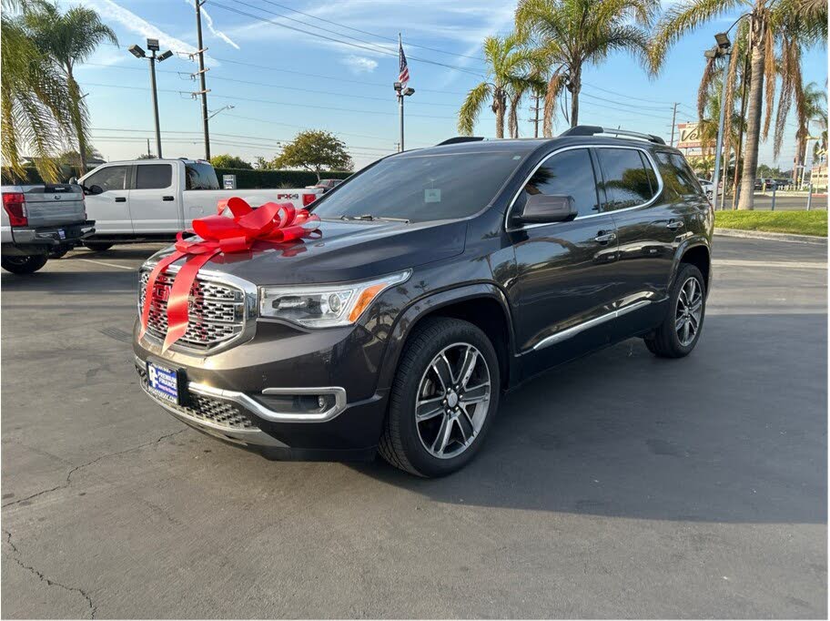 2017 GMC Acadia Denali FWD