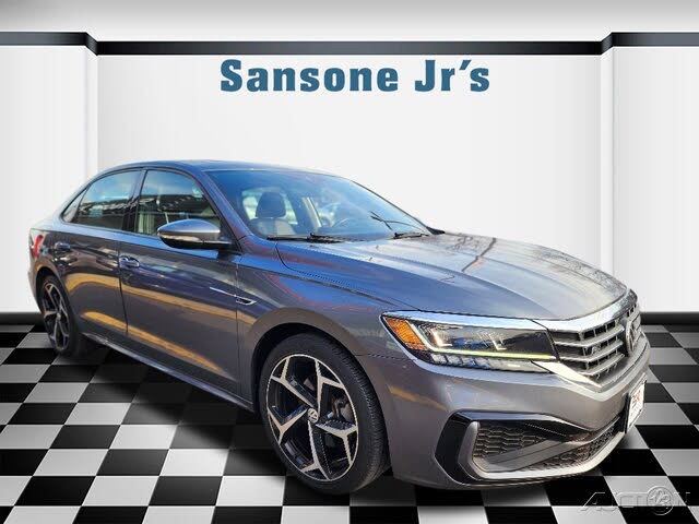 2021 Volkswagen Passat 2.0T R-Line FWD