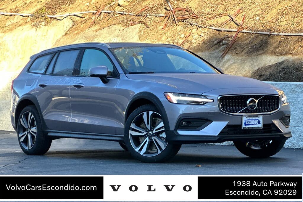 2026 Volvo V60 Cross Country B5 Plus AWD