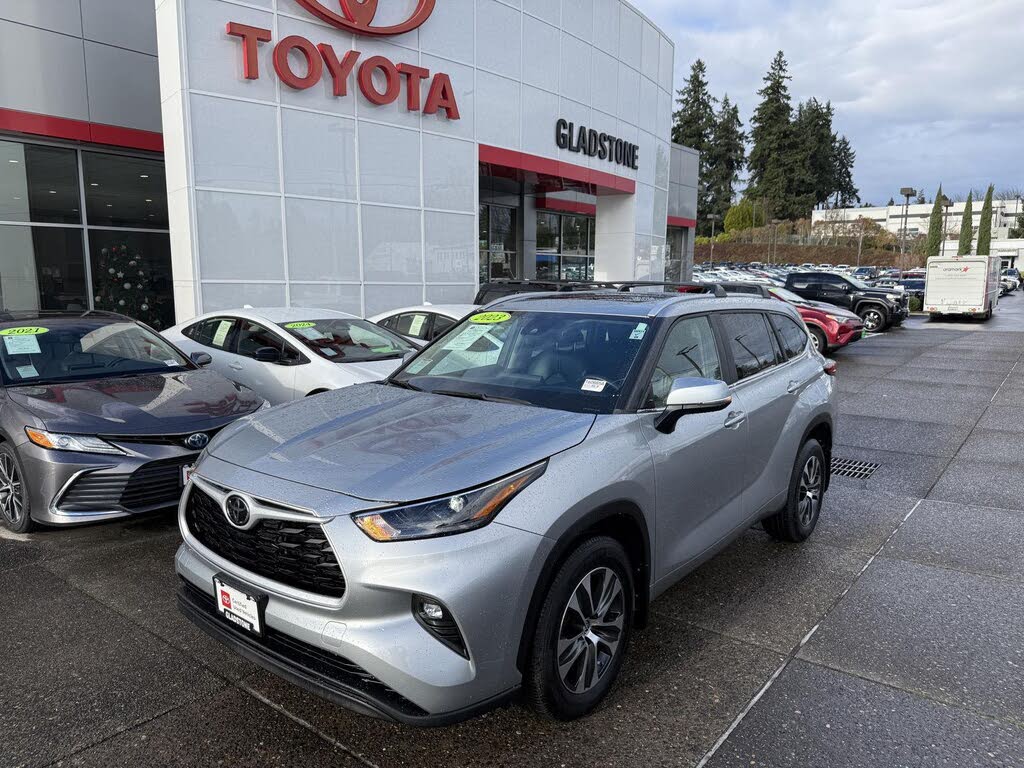 2023 Toyota Highlander XLE AWD