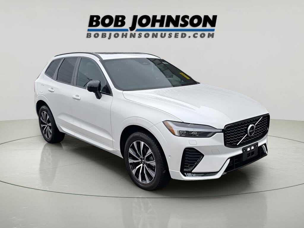 2025 Volvo XC60 B5 Plus Dark Theme AWD