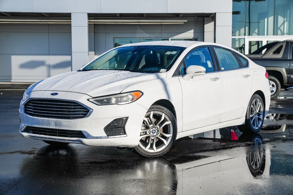 2020 Ford Fusion SEL FWD