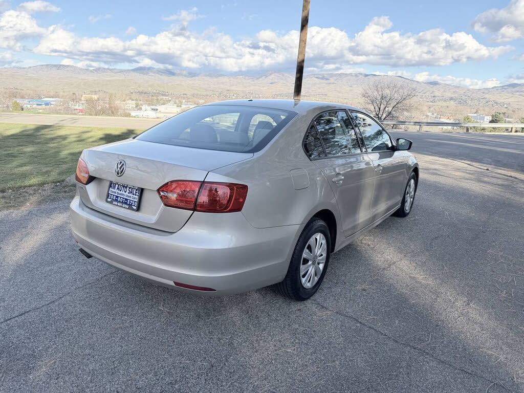 2013 Volkswagen Jetta Base