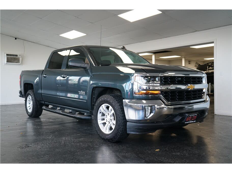 2017 Chevrolet Silverado 1500 LT Crew Cab RWD