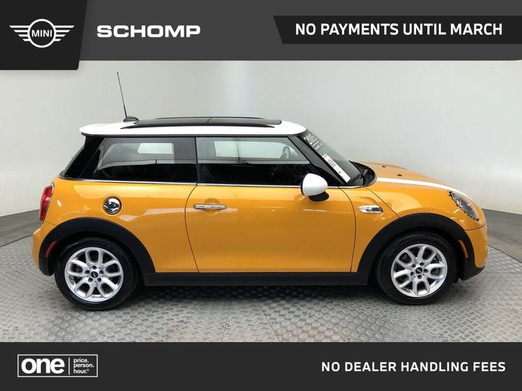 2015 MINI Cooper S 2-Door Hatchback FWD