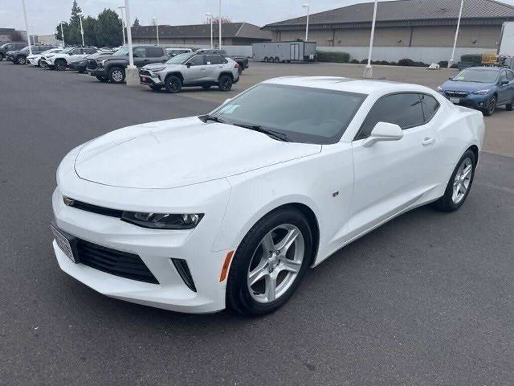 2018 Chevrolet Camaro 1LT Coupe RWD