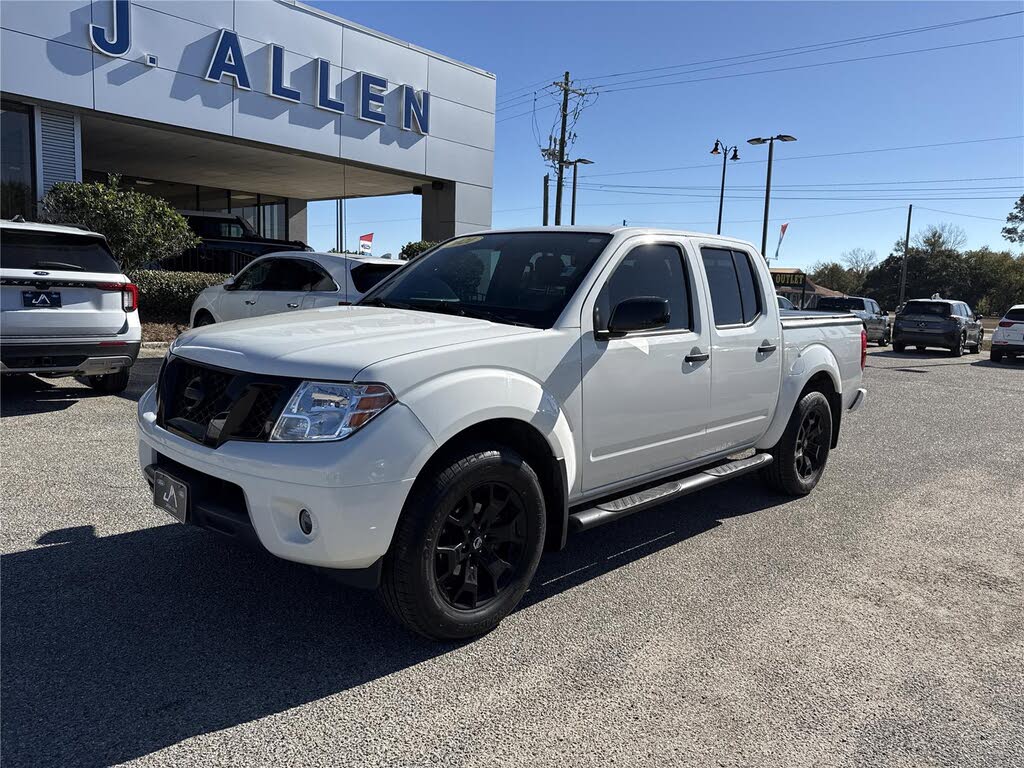 2021 Nissan Frontier SV Crew Cab 4WD