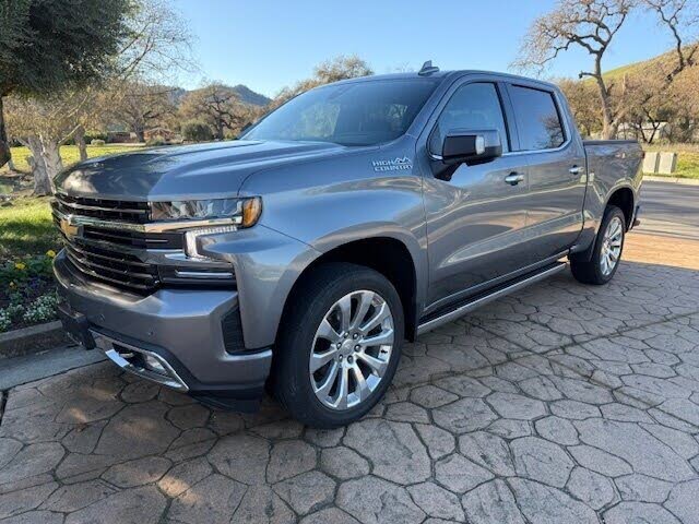 2022 Chevrolet Silverado 1500 High Country Crew Cab 4WD