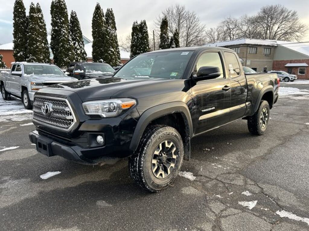 2017 Toyota Tacoma TRD Off Road V6 Access Cab 4WD