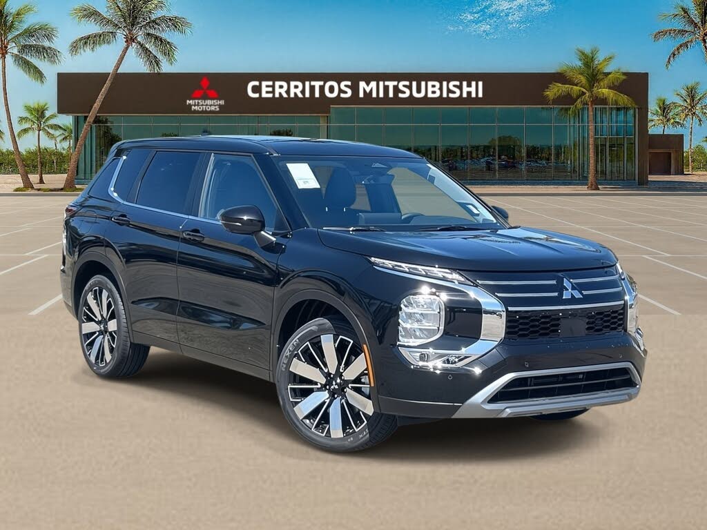 2025 Mitsubishi Outlander SE FWD