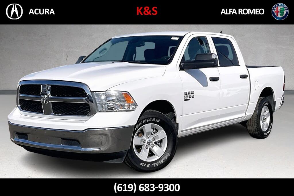 2023 RAM 1500 Classic SLT Crew Cab 4WD