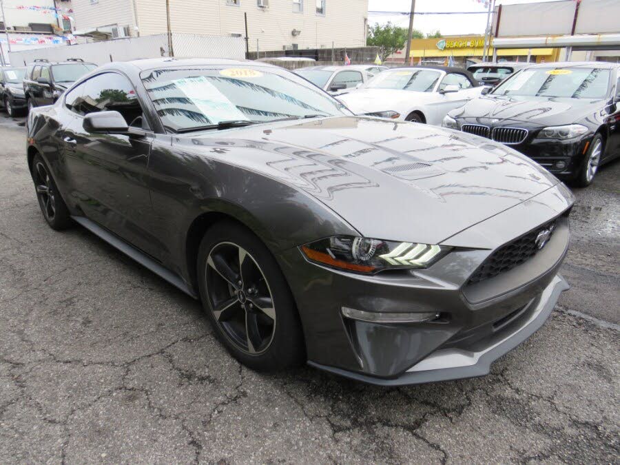 2018 Ford Mustang EcoBoost Premium Coupe RWD
