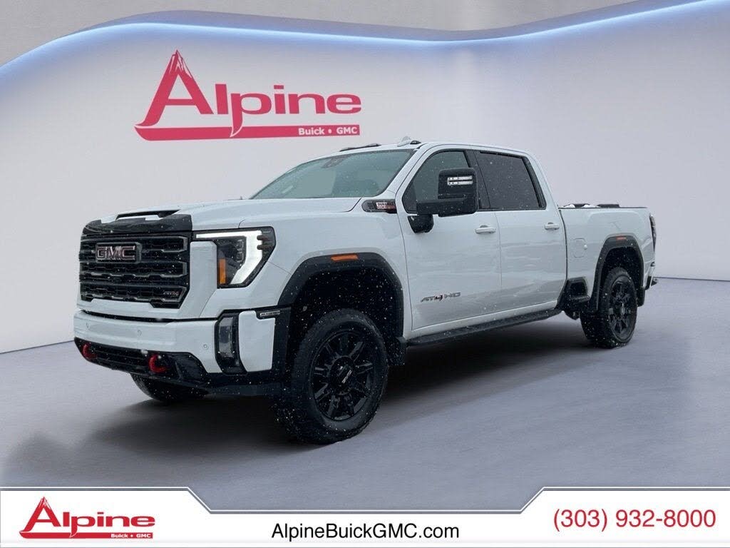 2024 GMC Sierra 2500HD AT4 Crew Cab 4WD