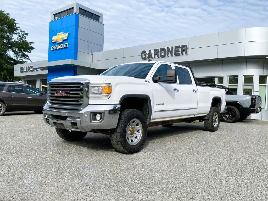 2015 GMC Sierra 3500HD SLT Crew Cab 4WD