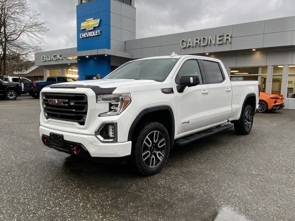 GMC Sierra 1500 AT4 Crew Cab 4WD 2020