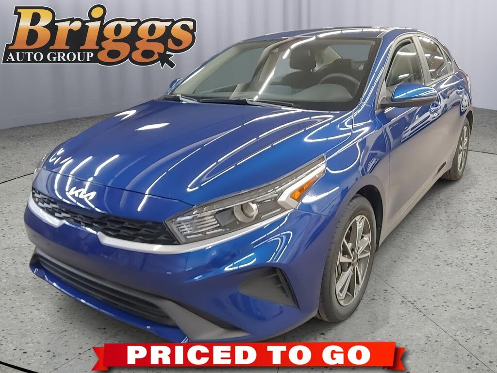 2023 Kia Forte LXS FWD