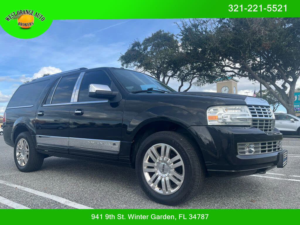 2012 Lincoln Navigator L RWD