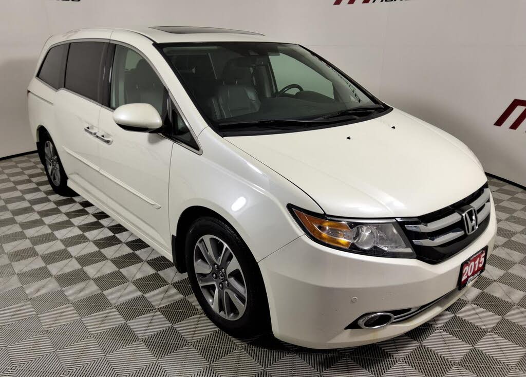 2015 Honda Odyssey Touring FWD