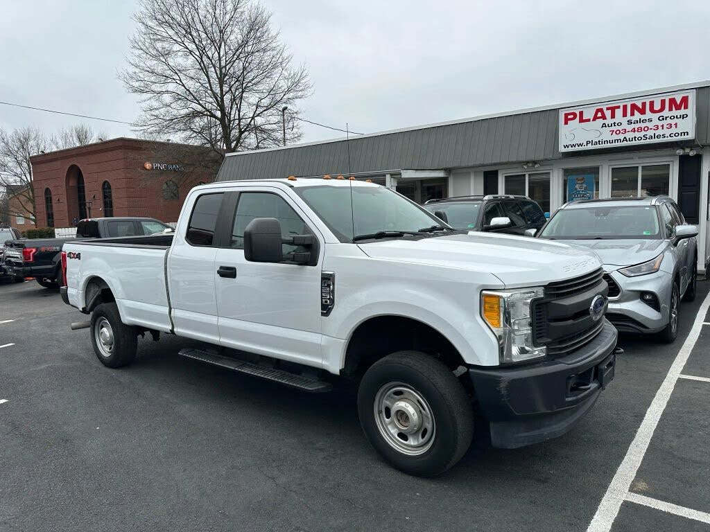 2017 Ford F-250 Super Duty XL SuperCab LB 4WD