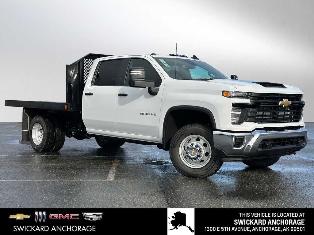 2025 Chevrolet Silverado 3500HD Chassis Work Truck Crew Cab 4WD