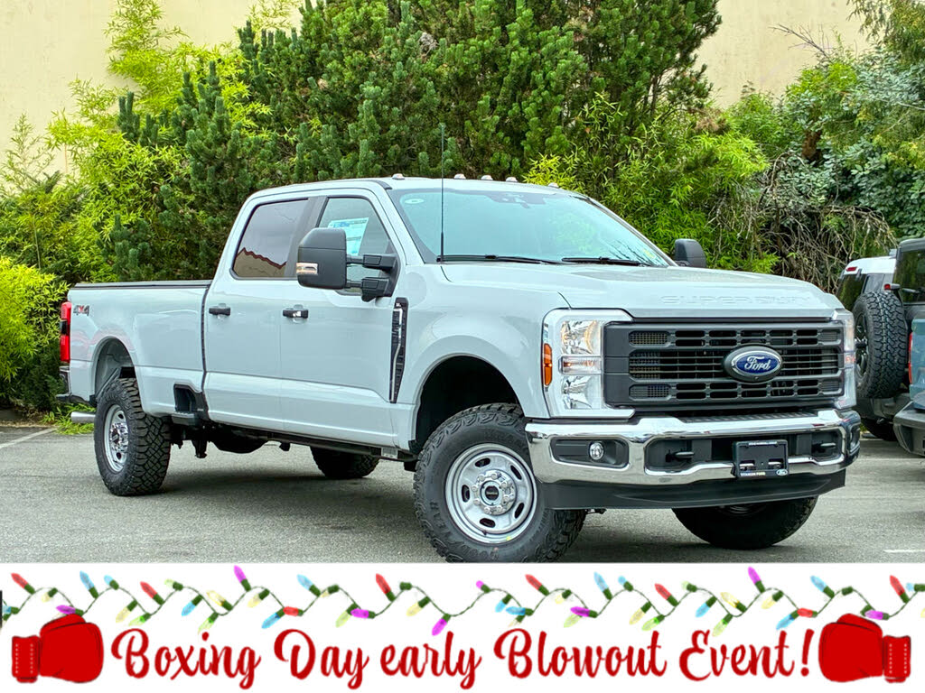 Ford F-250 Super Duty XL Crew Cab LB 4WD 2025