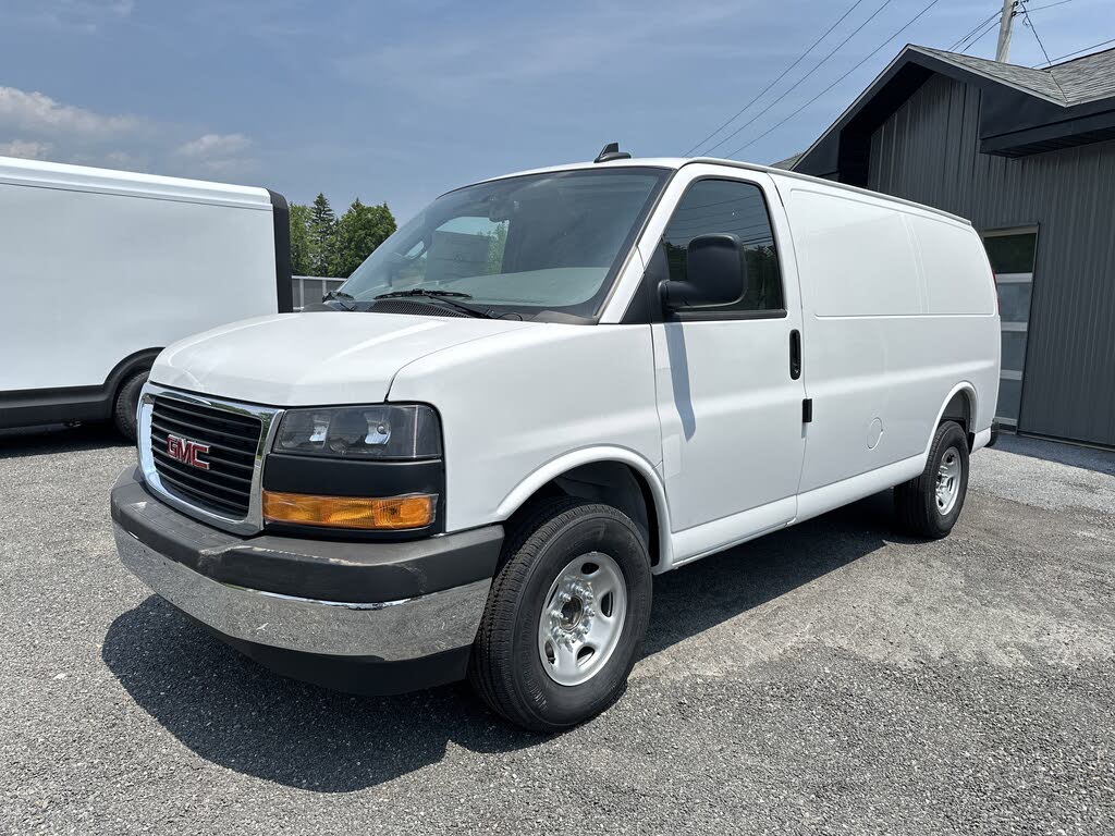 2025 GMC Savana Cargo 2500 RWD