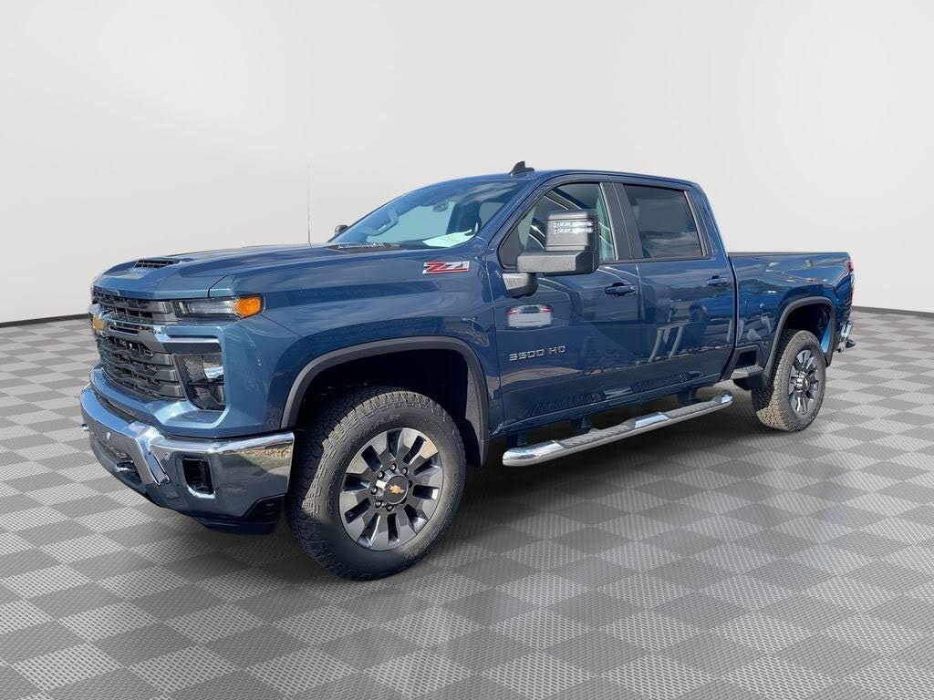 2025 Chevrolet Silverado 3500HD LT Crew Cab 4WD