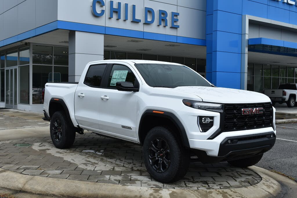 2025 GMC Canyon Elevation Crew Cab 4WD