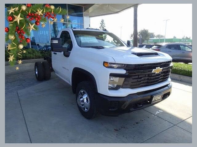 2026 Chevrolet Silverado 3500HD Chassis Work Truck Regular Cab RWD