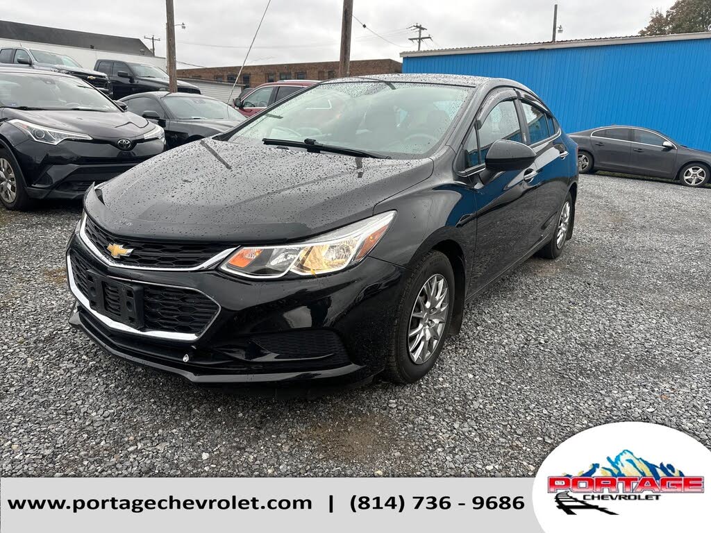 2018 Chevrolet Cruze LS Sedan FWD