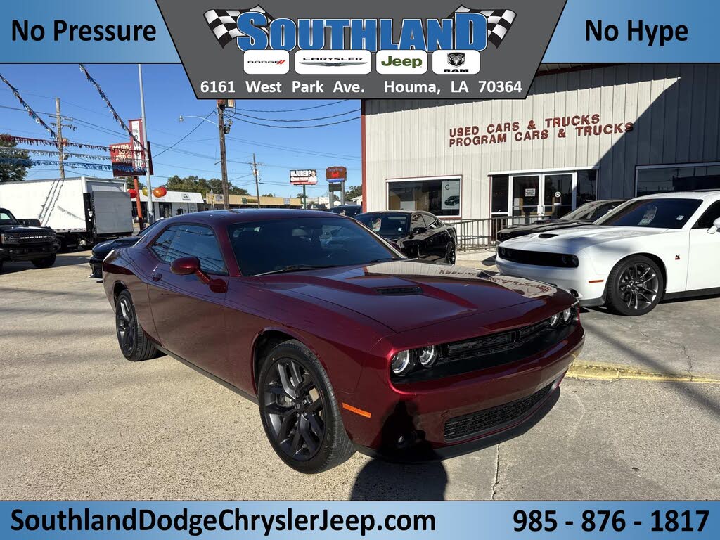 2022 Dodge Challenger SXT RWD