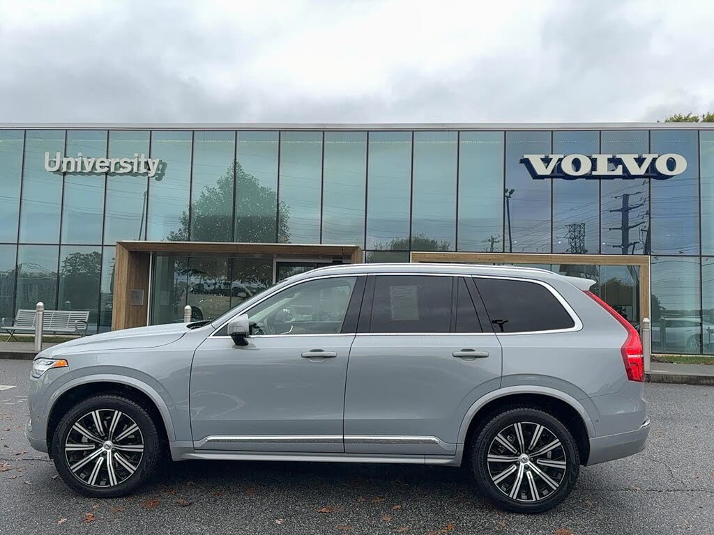 2025 Volvo XC90 B6 Plus Bright Theme 7-Passenger AWD