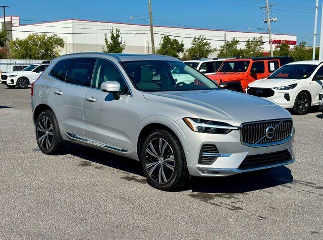 2023 Volvo XC60 B5 Plus Bright Theme AWD