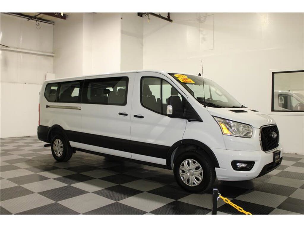 2022 Ford Transit Passenger 350 XLT Low Roof LB RWD