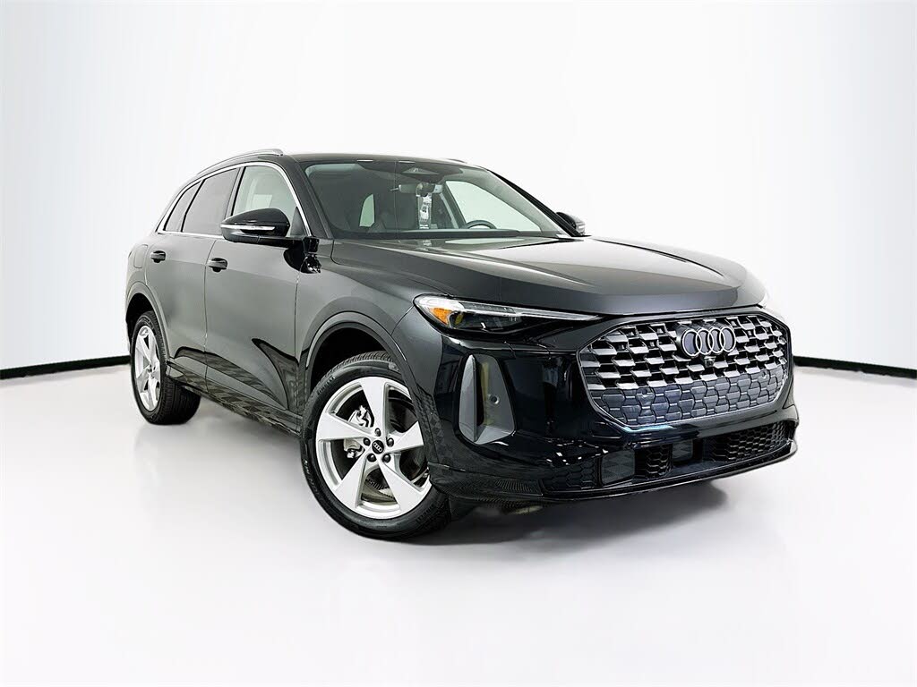 2025 Audi Q5 quattro Premium Plus 40 TFSI