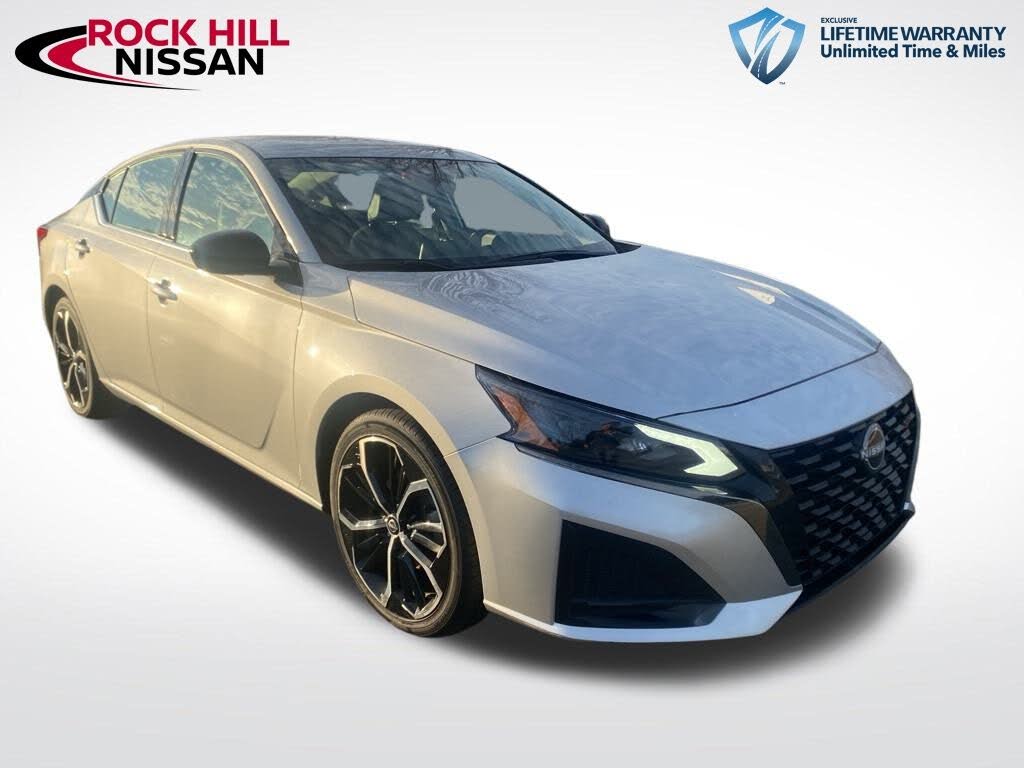 2024 Nissan Altima 2.5 SR FWD