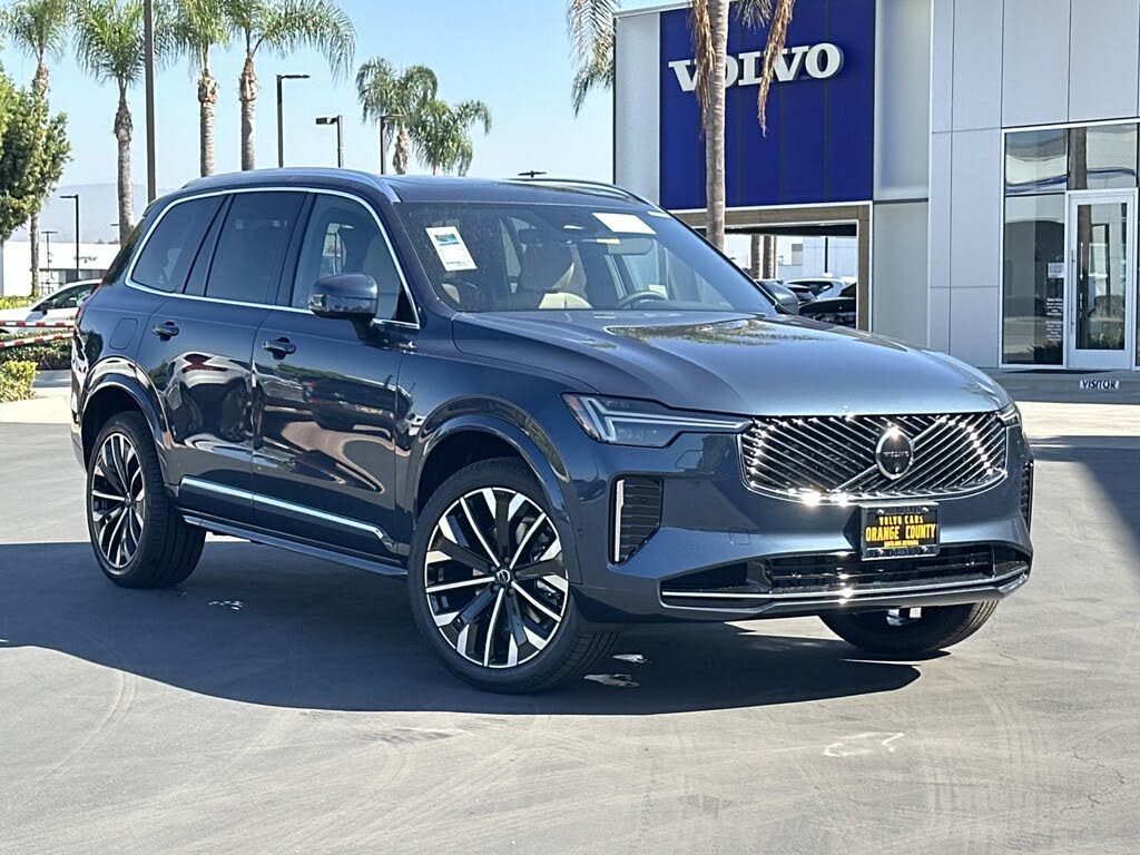 2026 Volvo XC90 B6 Plus 7-Passenger AWD