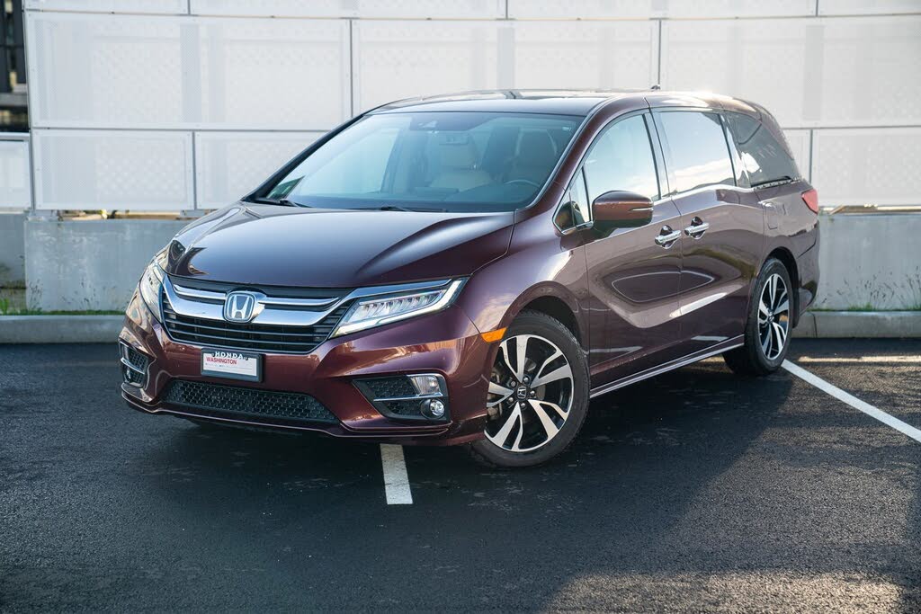 2018 Honda Odyssey Touring Elite FWD