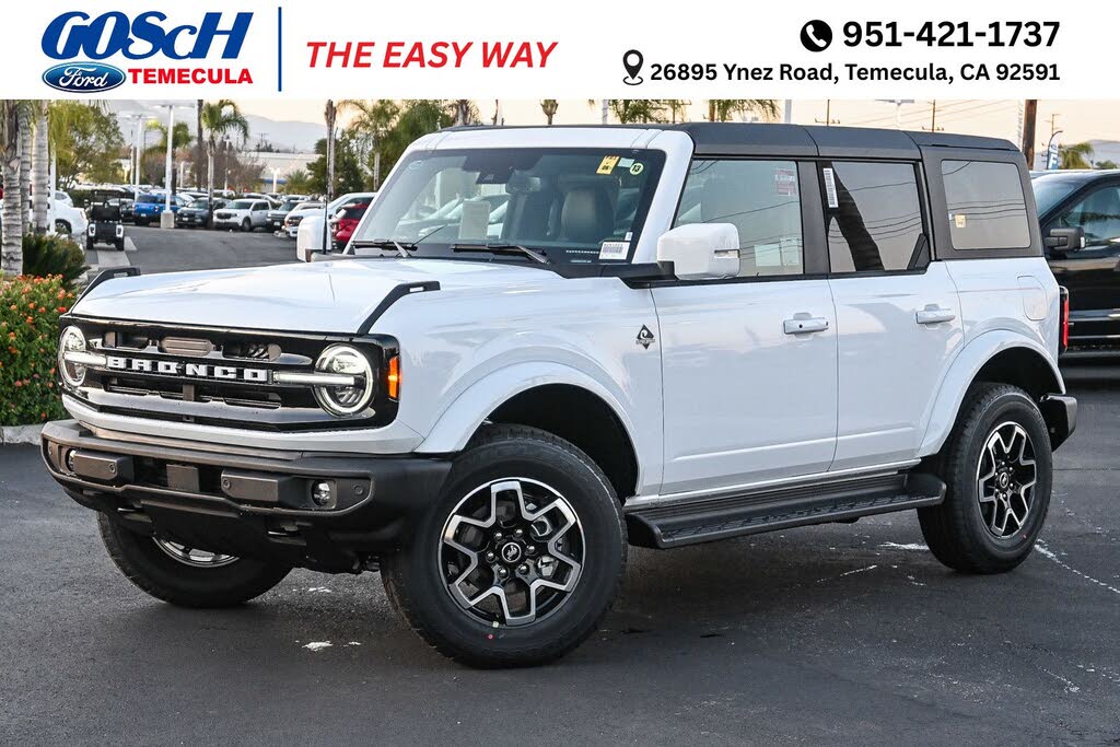 2025 Ford Bronco Outer Banks 4-Door 4WD