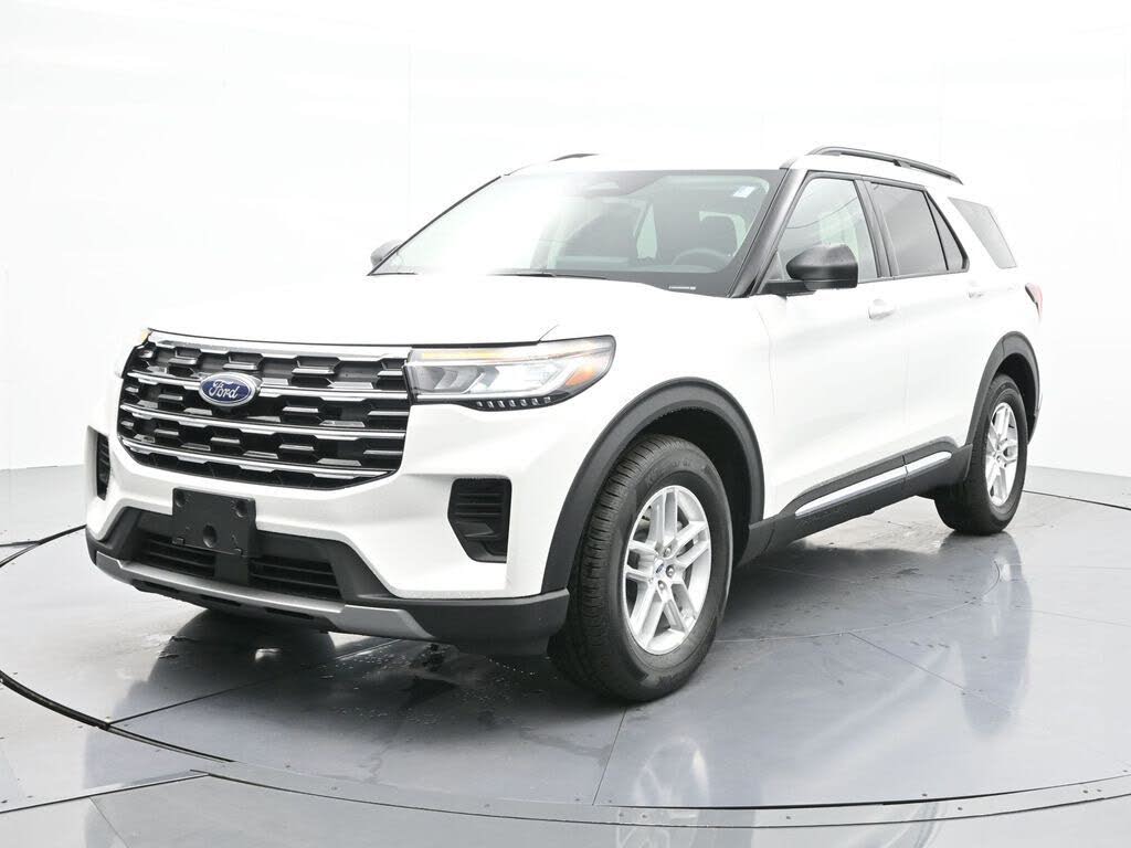2025 Ford Explorer Active RWD