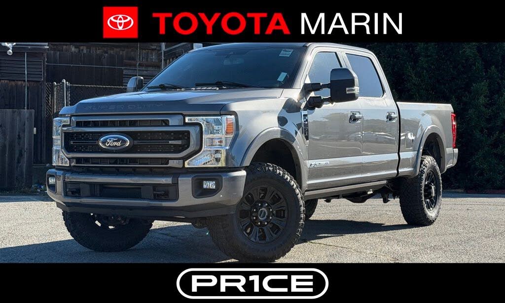 2022 Ford F-250 Super Duty Lariat Crew Cab 4WD