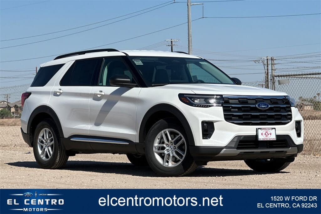 2025 Ford Explorer Active RWD